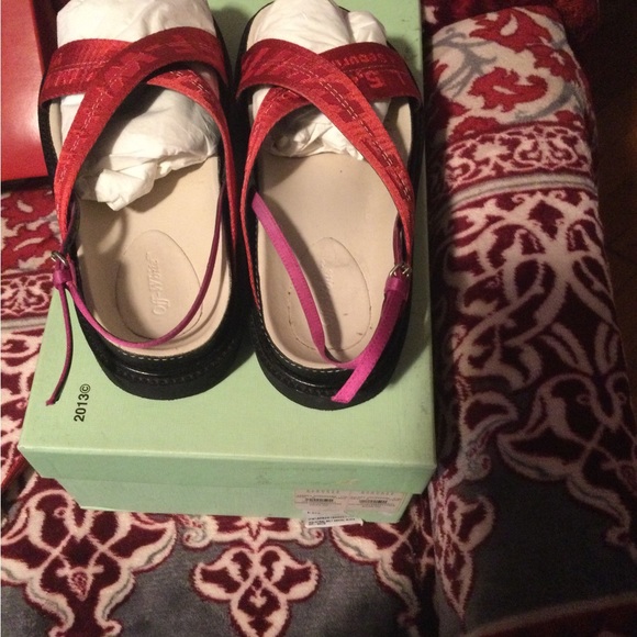 Authentic 💯off white sandals - Picture 4 of 5